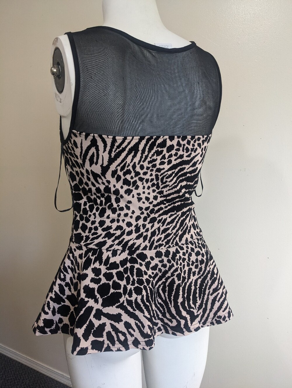 Leopard Top - Picture 3 of 8